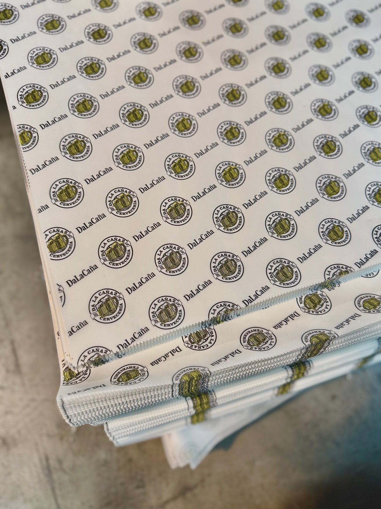 Papel antigrasa personalizado 1 tinta