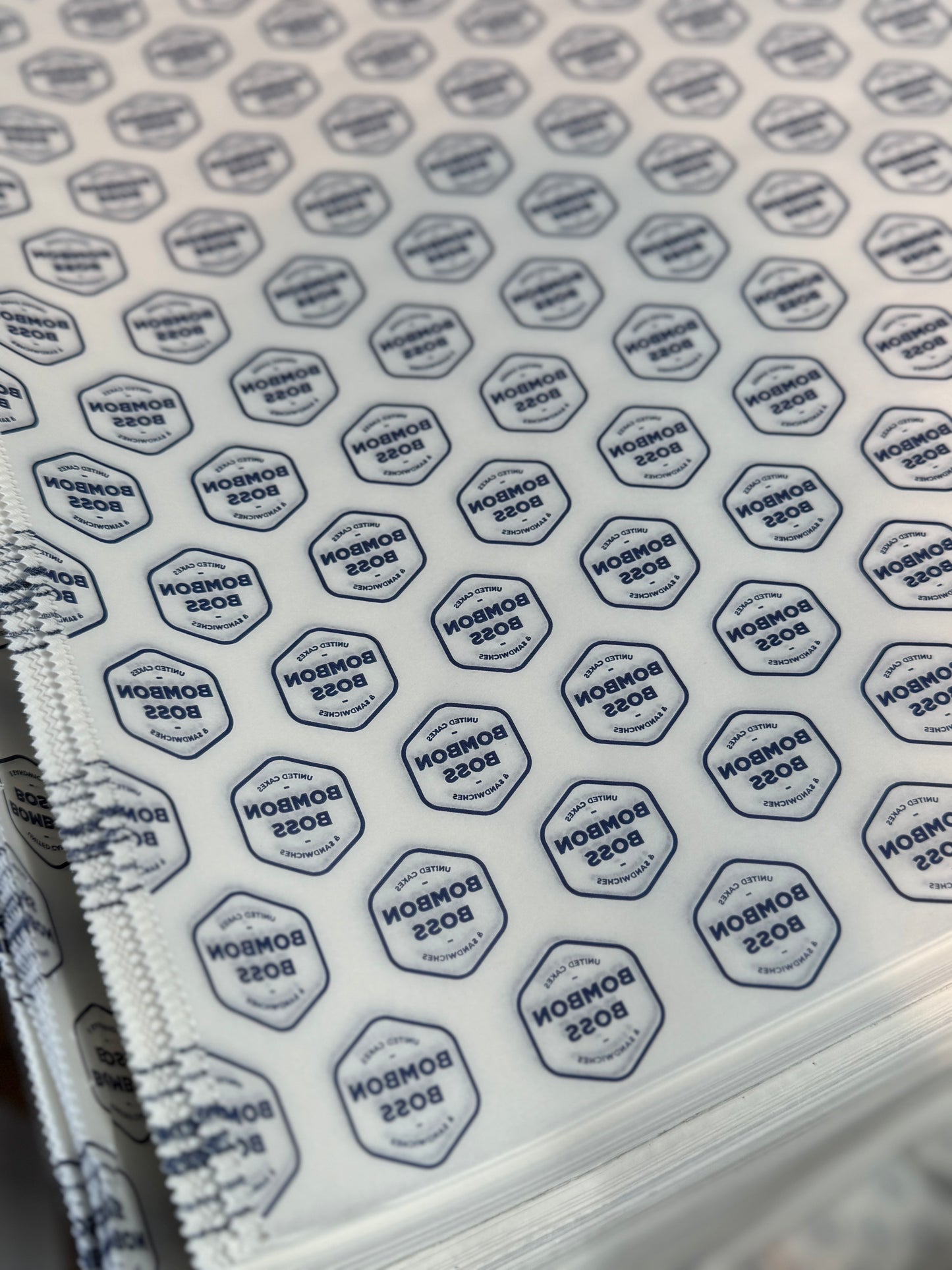 papel antigrasa bombon boss