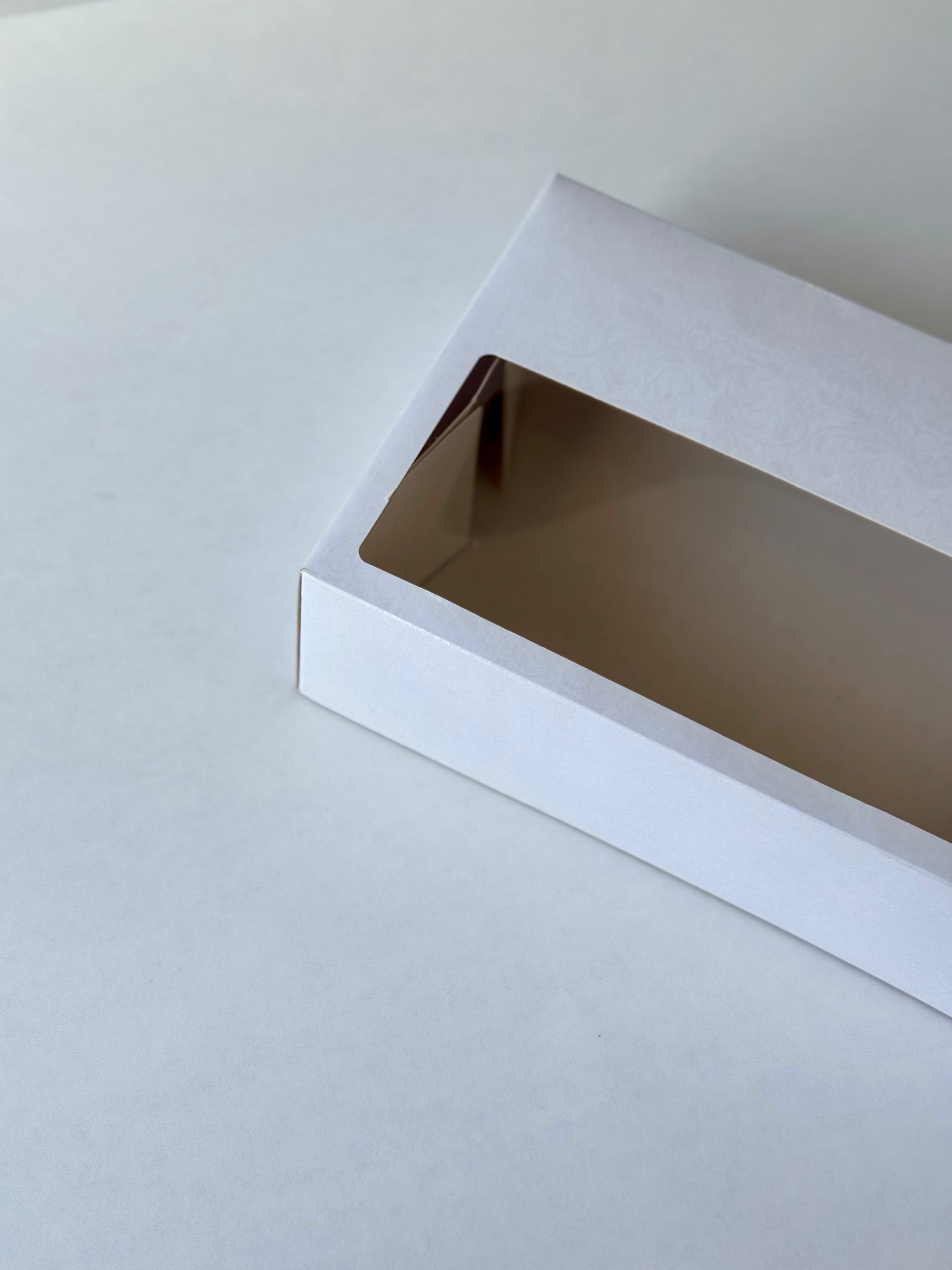 Caja BO Trama con ventana