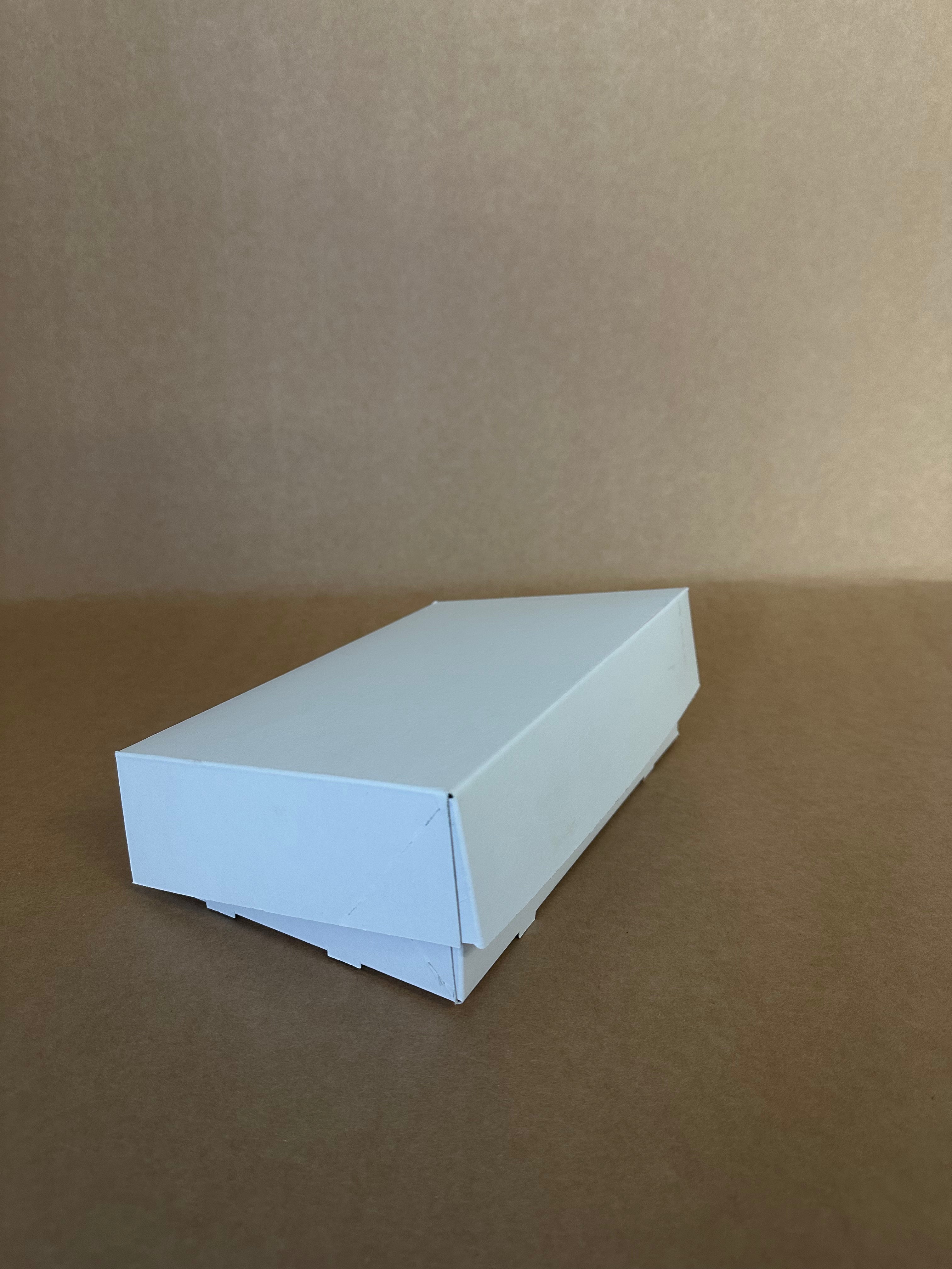 Caja pastas interior plata