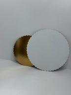 base pastel redonda ondulaciones oro blanco